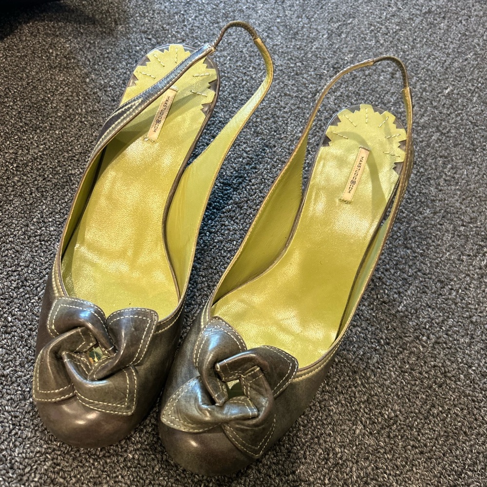 Max Studio Metallic Silver Slingback Heels